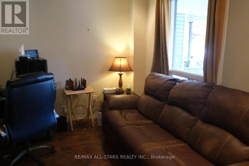 26 Niagara Street, Hamilton, ON - Indoor