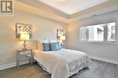 103 - 128 Garden Drive, Oakville, ON - Indoor Photo Showing Bedroom