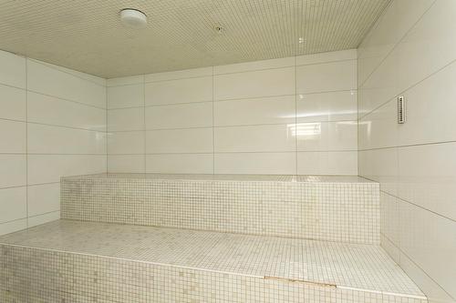 Sauna - 907-1414 Rue Chomedey, Montréal (Ville-Marie), QC - Indoor Photo Showing Bathroom