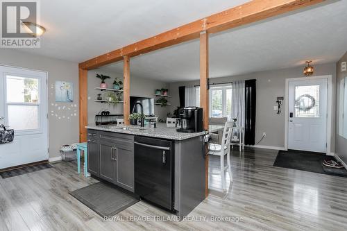 139 Coulter Ave Avenue, Central Elgin, ON - Indoor Photo Showing Other Room