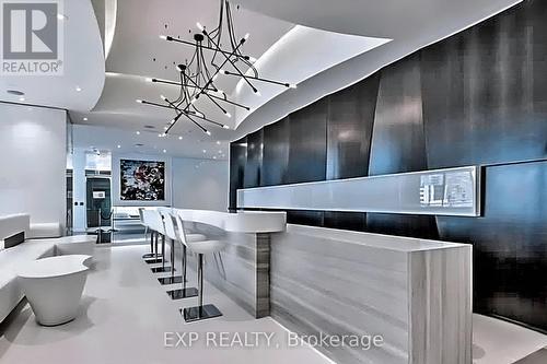 3211 - 1 Bloor Street E, Toronto, ON - Indoor