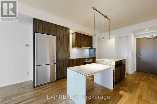 3211 - 1 Bloor Street E, Toronto, ON - Indoor Photo Showing Kitchen