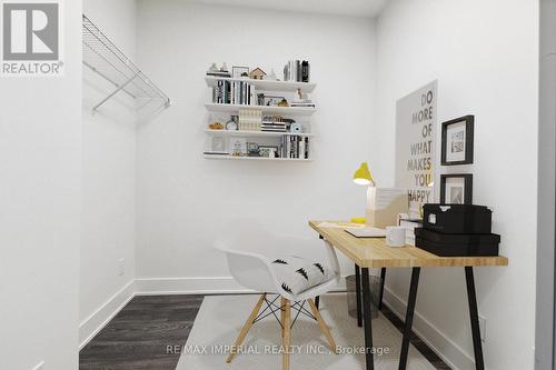 722 - 188 Fairview Mall Drive, Toronto, ON - Indoor