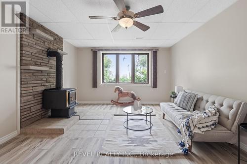 126 Pinewood Boulevard, Kawartha Lakes (Carden), ON - Indoor