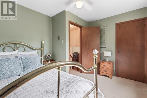 126 Pinewood Boulevard, Kawartha Lakes (Carden), ON - Indoor Photo Showing Bedroom