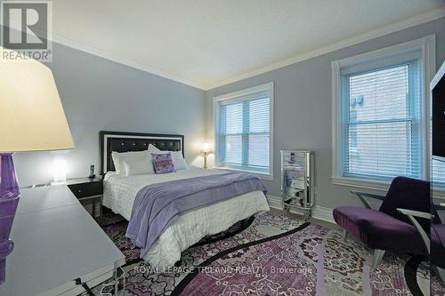 306 - 460 Wellington Street, London East (East F), ON - Indoor Photo Showing Bedroom