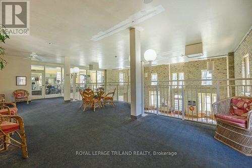 306 - 460 Wellington Street, London East (East F), ON - Indoor Photo Showing Other Room