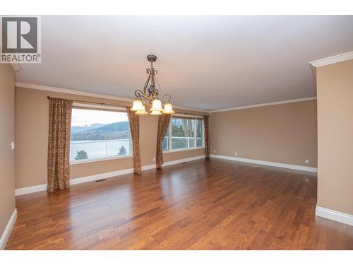 7903 Lakeview Drive, Coldstream, BC - Indoor Photo Showing Other Room