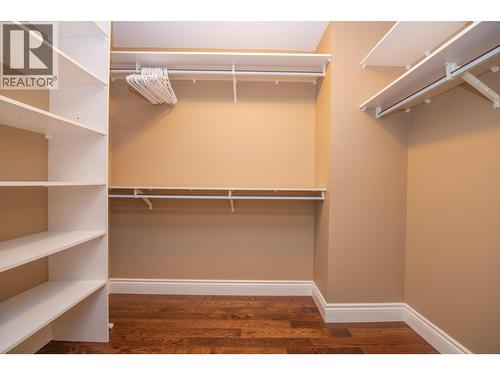 Master Walk in Closet - 7903 Lakeview Drive, Coldstream, BC - Indoor With Storage
