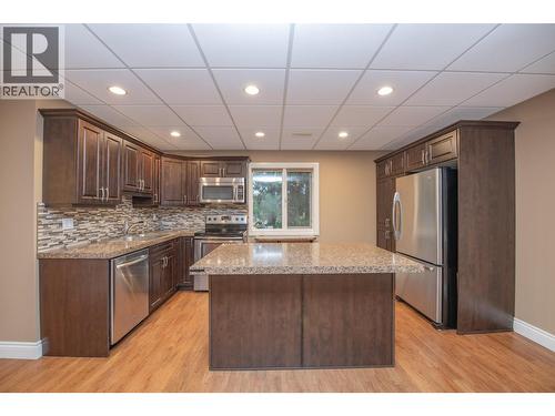 Basement suite - 7903 Lakeview Drive, Coldstream, BC - Indoor Photo Showing Kitchen With Double Sink With Upgraded Kitchen
