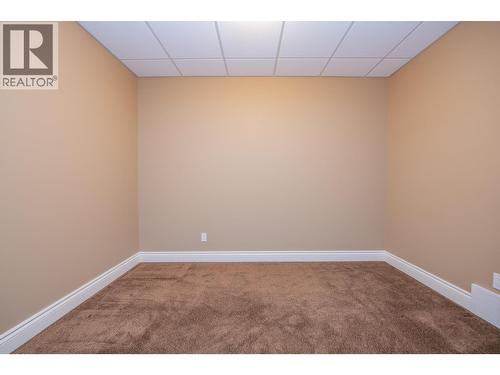 7903 Lakeview Drive, Coldstream, BC - Indoor Photo Showing Other Room