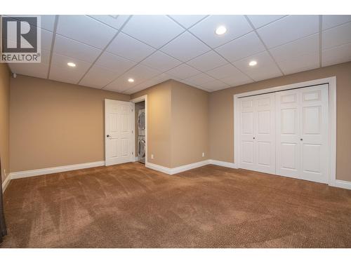 7903 Lakeview Drive, Coldstream, BC - Indoor Photo Showing Other Room