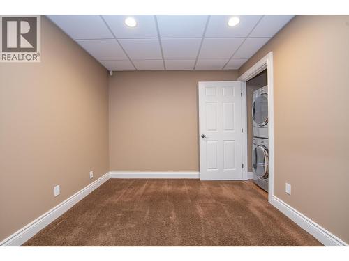 7903 Lakeview Drive, Coldstream, BC - Indoor Photo Showing Other Room