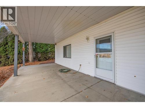 7903 Lakeview Drive, Coldstream, BC - Outdoor With Exterior