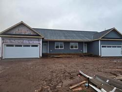 124-126 KINDRED Avenue  Charlottetown, PE C1C 0Y8