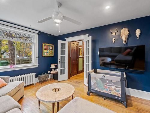 132 Prince Albert Road, Dartmouth, NS 