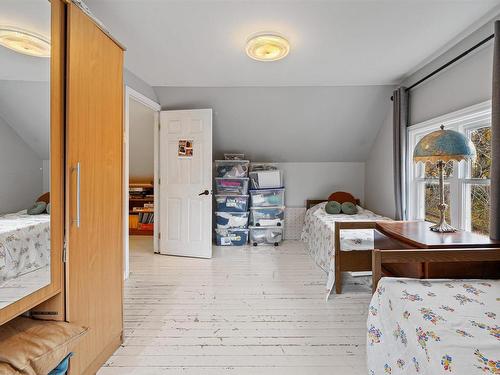 132 Prince Albert Road, Dartmouth, NS 