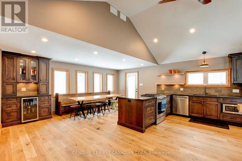 10771 Melrose Drive, Middlesex Centre, ON - Indoor Photo Showing Kitchen