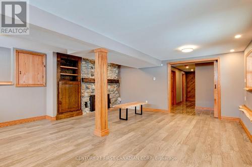 10771 Melrose Drive, Middlesex Centre, ON - Indoor