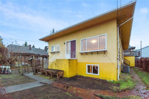 534 Nicol St, Nanaimo, BC 