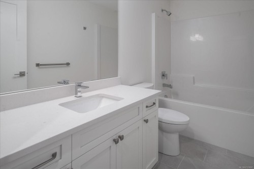 4546 Suncrest Rd, Nanaimo, BC 