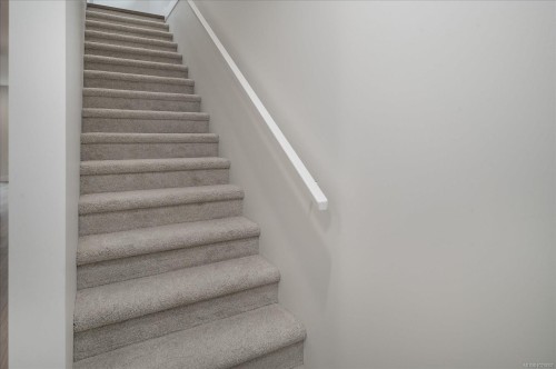 4544 Suncrest Rd, Nanaimo, BC 