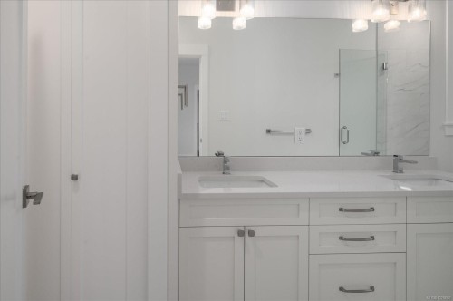 4544 Suncrest Rd, Nanaimo, BC 