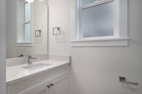 4544 Suncrest Rd, Nanaimo, BC 