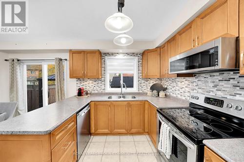 170 Tiller Trail, Brampton, ON - Indoor Photo Showing Kitchen With Double Sink