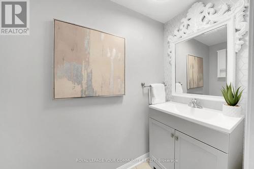 170 Tiller Trail, Brampton, ON - Indoor Photo Showing Bathroom