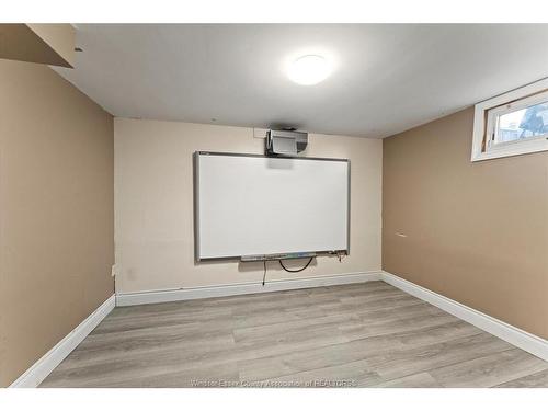 448 Ellis Street West, Windsor, ON 