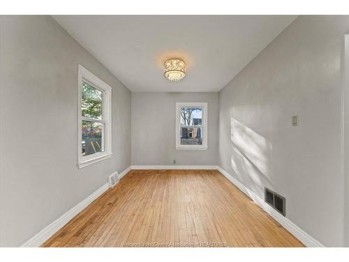 448 Ellis Street West, Windsor, ON 