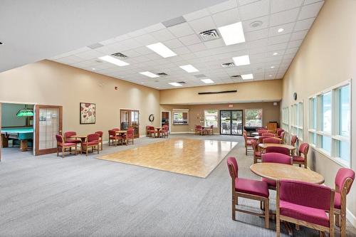 81-1201 Cameron Avenue, Kelowna, BC - Indoor Photo Showing Other Room