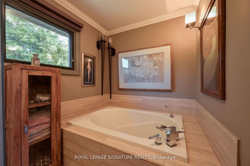 1191 Grange Road, Oakville, ON - Indoor Photo Showing Bathroom