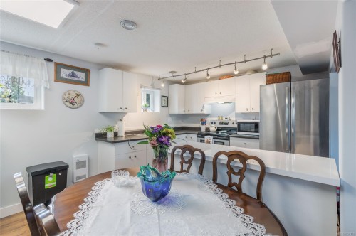 5523 Fernandez Pl, Nanaimo, BC 