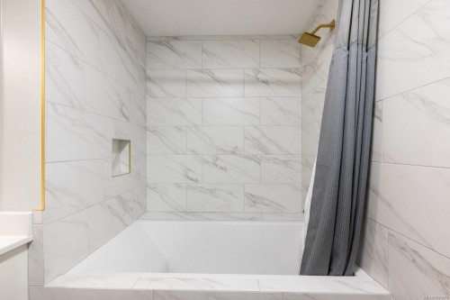 4465 Emily Carr Dr, Saanich, BC 