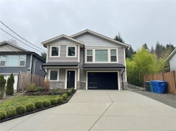 5211 Hammond Bay Rd  Nanaimo, BC V9T 5M9