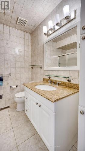 9 Seagrave Crescent, Toronto, ON - Indoor Photo Showing Bathroom