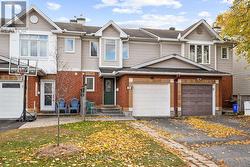 20 BANCHORY CRESCENT  Ottawa, ON K2K 2V4
