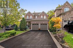 114 RUSSELL STREET  Halton Hills, ON L7G 5Z1