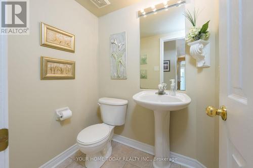 114 Russell Street, Halton Hills, ON - Indoor Photo Showing Bathroom