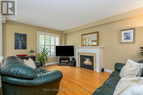 114 Russell Street, Halton Hills, ON - Indoor Photo Showing Living Room With Fireplace