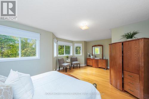 114 Russell Street, Halton Hills, ON - Indoor Photo Showing Bedroom