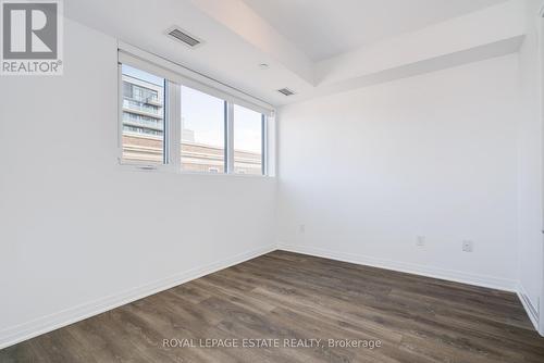 304 - 2301 Danforth Avenue, Toronto, ON - Indoor Photo Showing Other Room