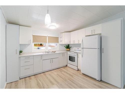 35 Kelly'S Dr, Fredericton, NB 