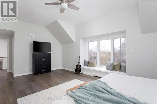 2088 Saxon Road, Oakville, ON - Indoor Photo Showing Bedroom