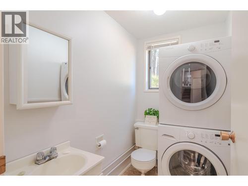 5274 Canim-Hendrix Lake Road, Forest Grove, BC - Indoor Photo Showing Laundry Room