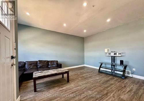 175 Burgar Street, Welland, ON - Indoor Photo Showing Other Room