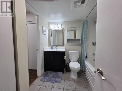 1804 - 2191 Yonge Street, Toronto, ON - Indoor Photo Showing Bathroom
