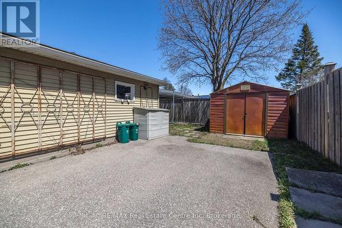 461 Strasburg Road, Kitchener, ON - Outdoor